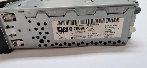  C229EG - RADIO +NAV.SYSTEEM/ ZIE 6579CP RP 16095878XT 1616962180 (C229EG)