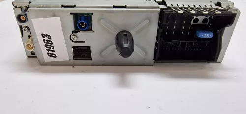  C229EG - RADIO +NAV.SYSTEEM/ ZIE 6579CP RP 16095878XT 1616962180 (C229EG)