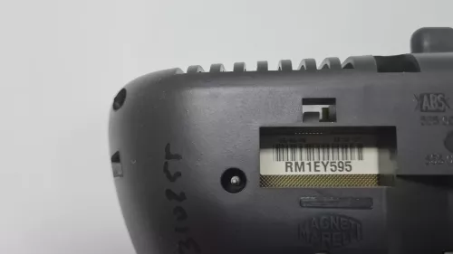  C616JH - MIDDEN BOVEN IN DASHBOARD/ NAVI IN MIDDEN/ 2 RONDE GROEN/ (C616JH)