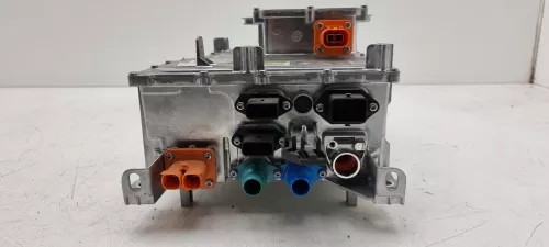  C14XA - OBC ACCU LADER BOVEN ELEKTRO MOTOR/ ON-BOARD CHARGER/ (C14XA)