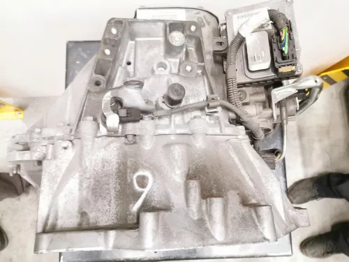 PSA / Stellantis SEMI/ HDI 1.6 16V DV6TED4/ BVM MCD/ 20DS01 20DS06 20DS07 (0000162213)