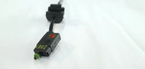 PSA / Stellantis PLURIEL RECHTS MICROSCHAKELAAR BIJ DAKSCHARNIER/ 32CM DRAAD/ (0000307106)