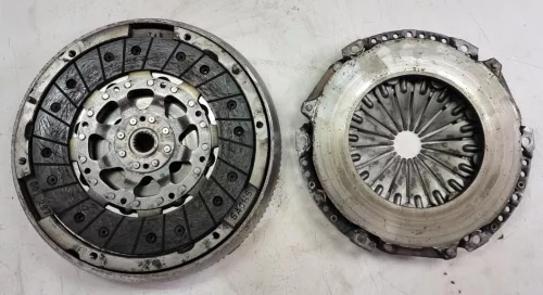 PSA / Stellantis B 1.2 12V HNZ HN01 EB2DT TURBO/ 81KW/ MEER MASSA/ (0000323964)