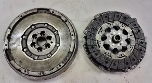 PSA / Stellantis B 1.2 12V HNZ HN01 EB2DT TURBO/ 81KW/ MEER MASSA/ (0000323970)