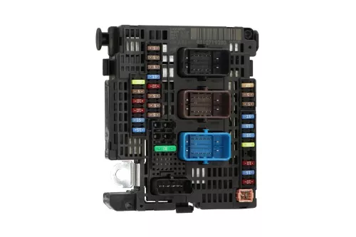 PSA / Stellantis ZEKERINGKAST IN MOTORRUIMTE/ BSM-Z04-00 BSMZ0400 AB400 (0000380359)