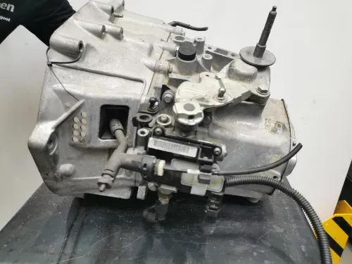 SEMI/ HDI 1.6 8V 9H05 DV6C/ 20EA23 20EA08/ CP19X71/